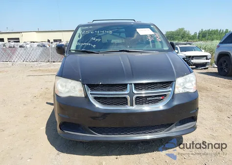 2014 Dodge Grand Caravan Sxt z USA, uszkodzony, nr VIN 2C4RDGCG8ER137617